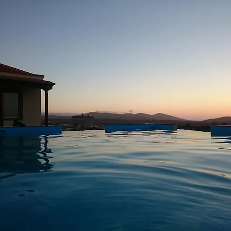 Vista Tres Mares